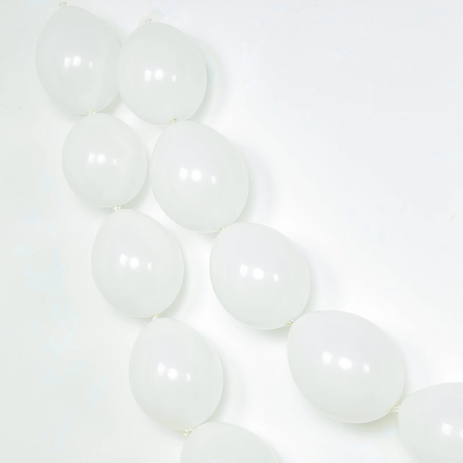 100 Pcs Biodegradable Link Balloons 10" Matte Pastel White, Latex Quick Linking Balloons for Balloon Chains, Garland, Arch, Backdrop & Wall Decor - Image 9