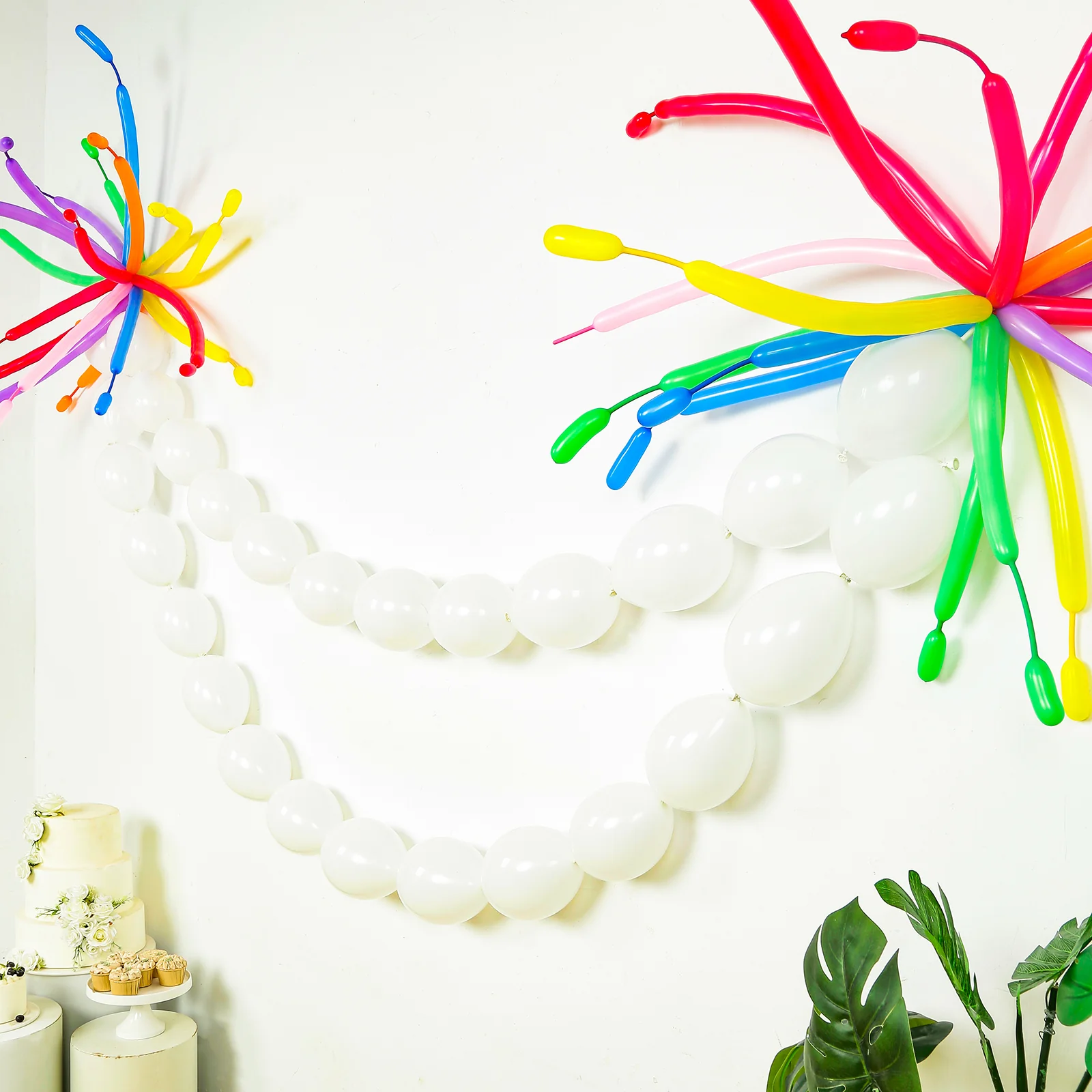 100 Pcs Biodegradable Link Balloons 6" Matte Pastel White, Latex Quick Linking Balloons for Balloon Chains, Garland, Arch, Backdrop & Wall Decor