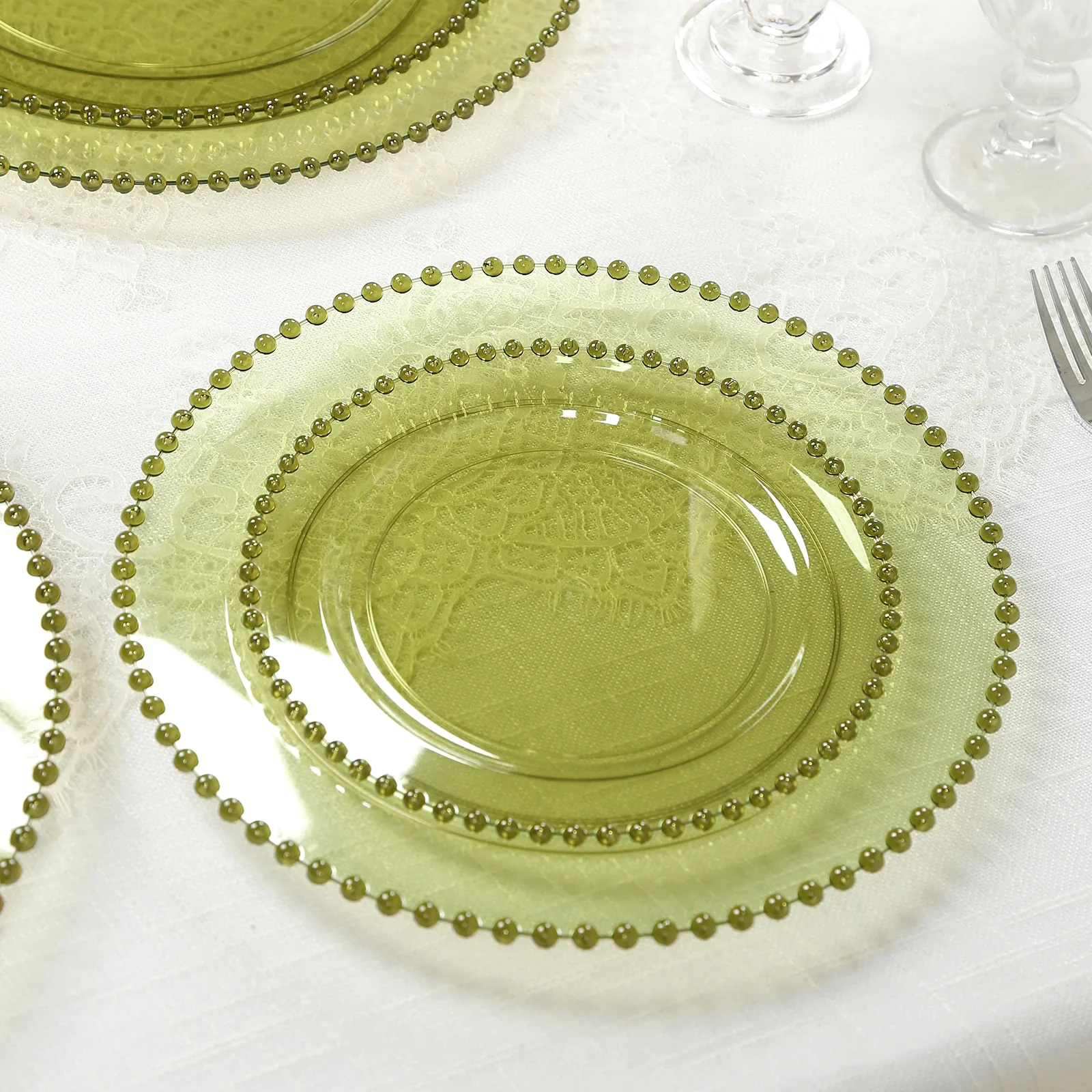 10-Pack Plastic 10" Round Dinner Plates in Transparent Dusty Sage Green with Beaded Rim - Disposable Party Plates for Banquets & Festive Occasions - Image 7