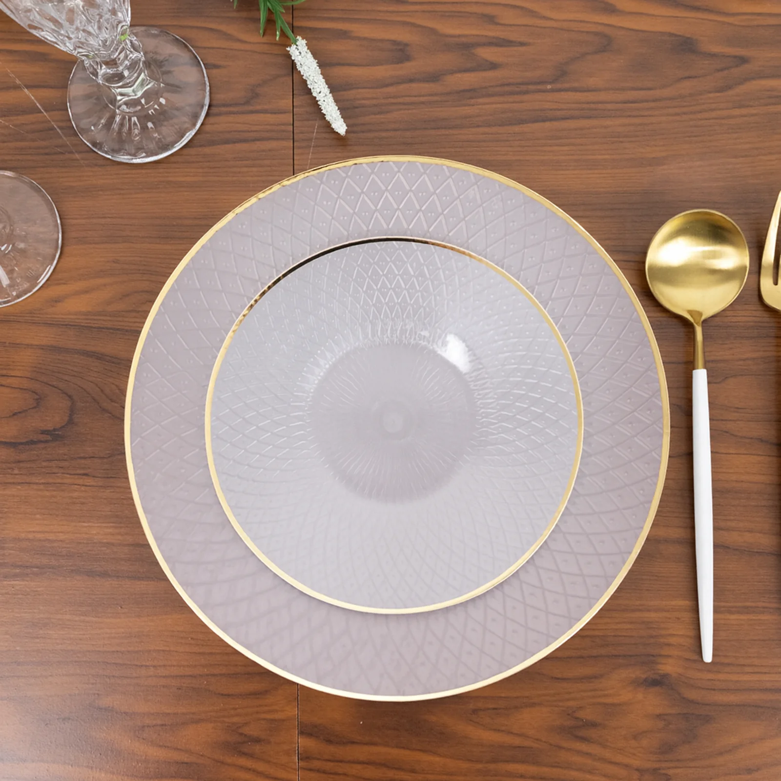 20-Pack Round Pearl White Plastic Dessert Plates – 7" Radial Diamond-Cut Pattern Gold Rim Salad Plates, Durable Disposable Tableware - Image 9