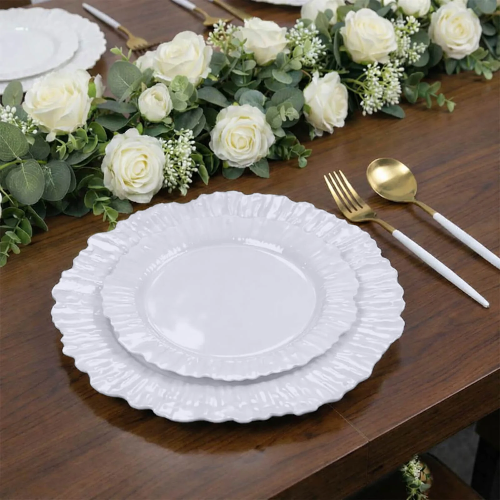 20 Pack 7" Plastic Dessert Plates – Pearl White Reef Design, Appetizer and Salad Party Plates – Elegant Disposable Tableware