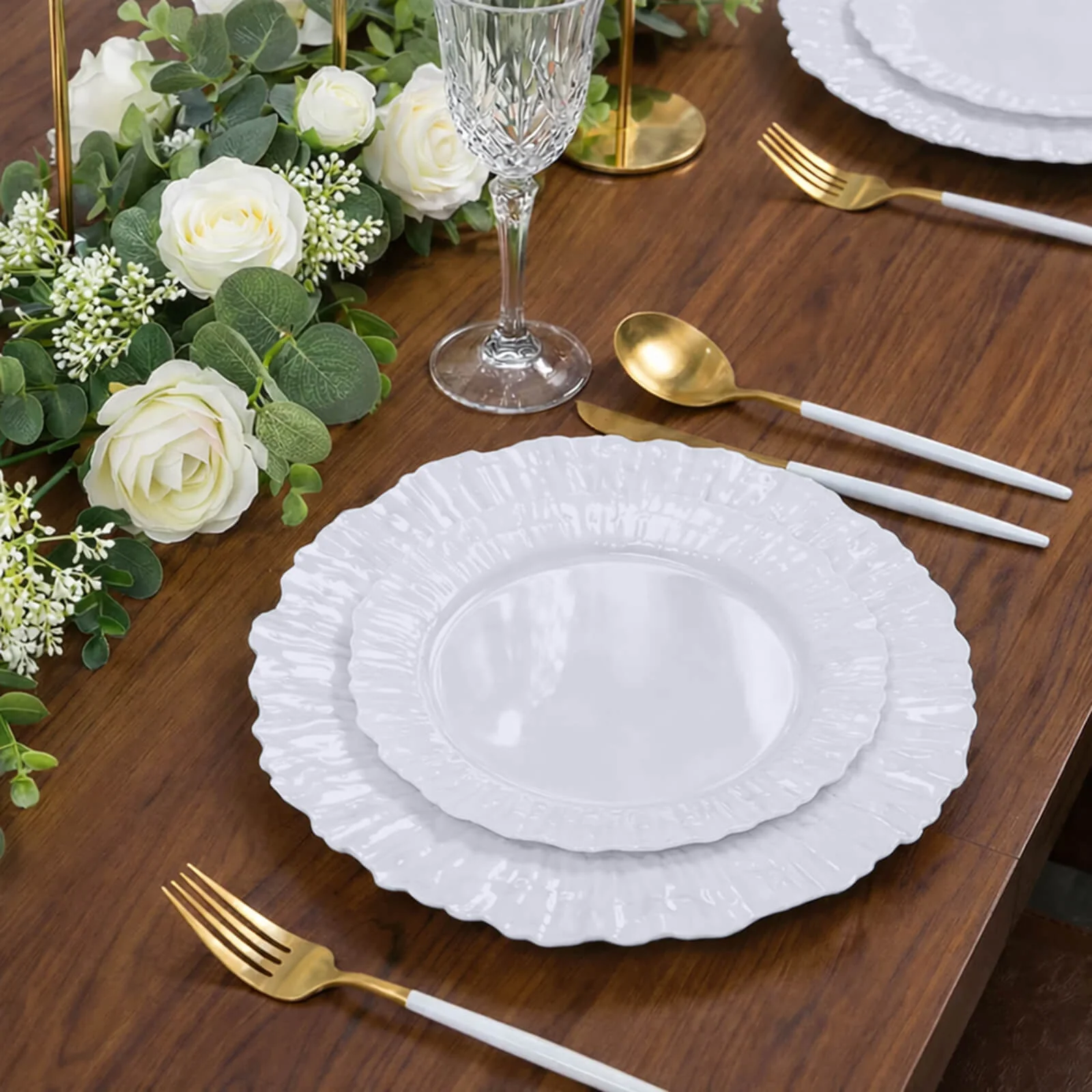 20 Pack 7" Plastic Dessert Plates – Pearl White Reef Design, Appetizer and Salad Party Plates – Elegant Disposable Tableware - Image 6