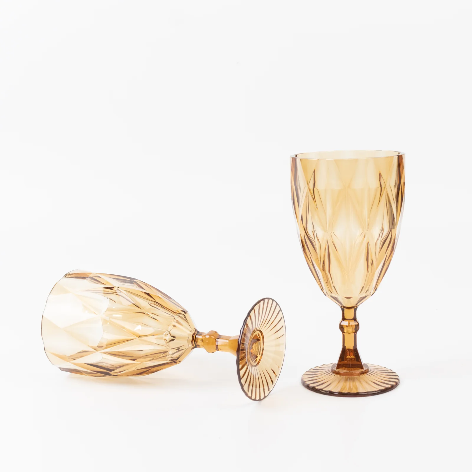 12 Pack Vintage Diamond Cut Plastic Goblets – Amber Gold 11oz Reusable Wine & Beverage Glasses - Image 6