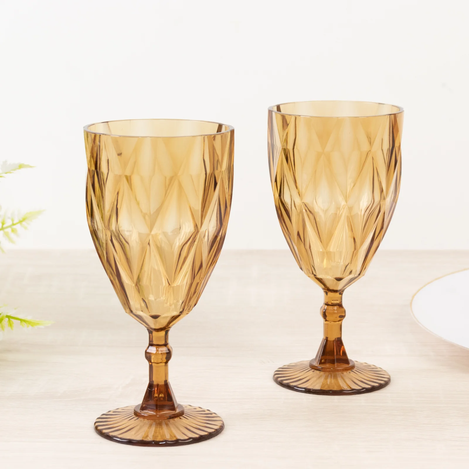 12 Pack Vintage Diamond Cut Plastic Goblets – Amber Gold 11oz Reusable Wine & Beverage Glasses - Image 8