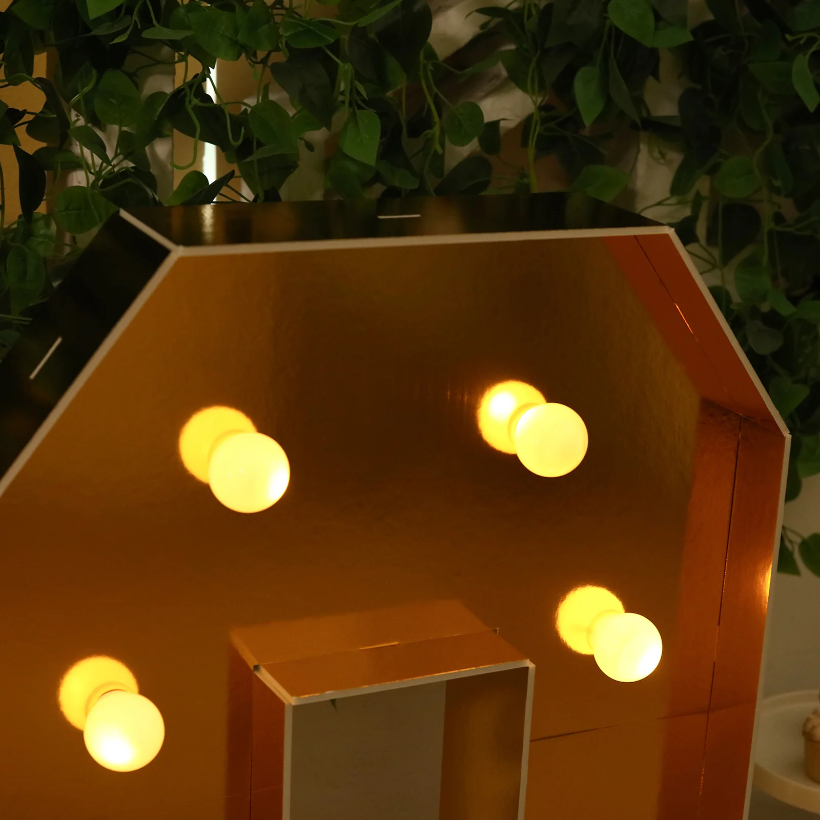 Giant LED Marquee Light Up Letter "O", Gold 4ft Pre-Cut Foam Board with 10 Warm White Battery Operated LEDs, Glue Gun and Sticks - Image 7