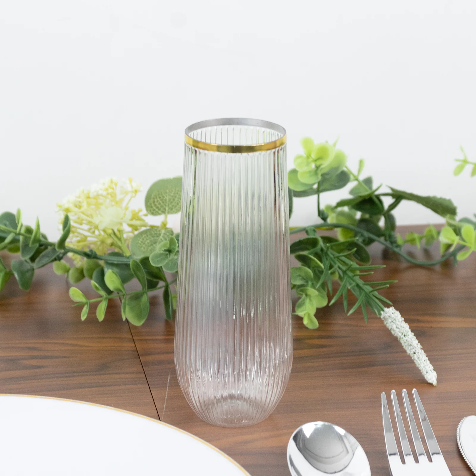 12 Pack 9oz Stemless Plastic Champagne Flutes – Clear with Gold Rim – Ribbed Reusable Lightweight Disposable Toasting Glasses - Image 8