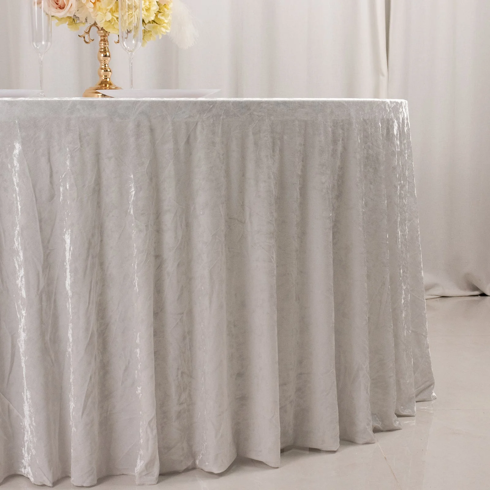 Premium Crushed Velvet 120" Round Tablecloth White - Reusable Soft & Stylish Seamless Table Cover - Image 3