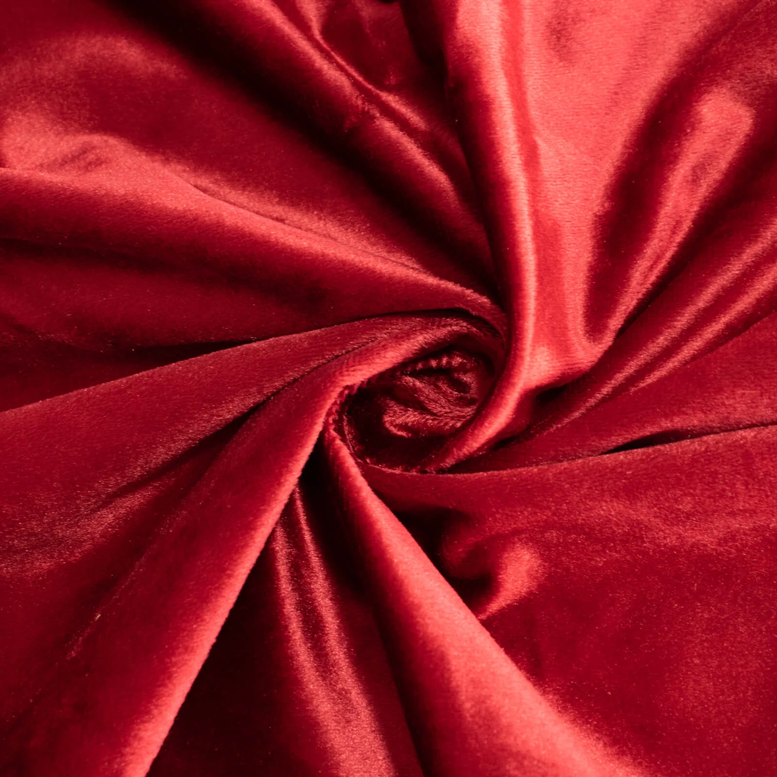 Premium Velvet 132" Round Tablecloth Red - Reusable & Soft Table Cover - Image 8