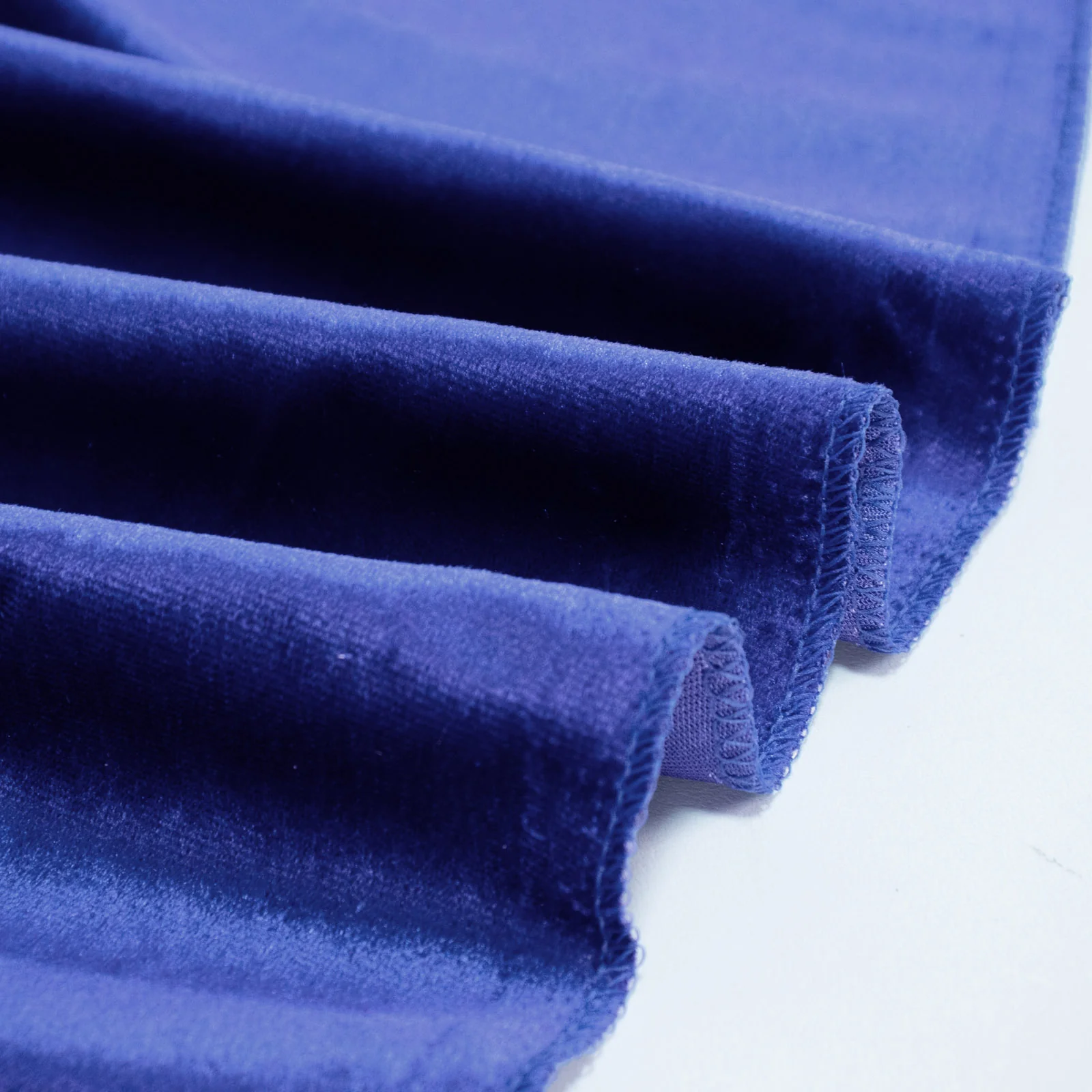 Premium Velvet 132" Round Tablecloth Royal Blue - Reusable & Soft Table Cover - Image 7